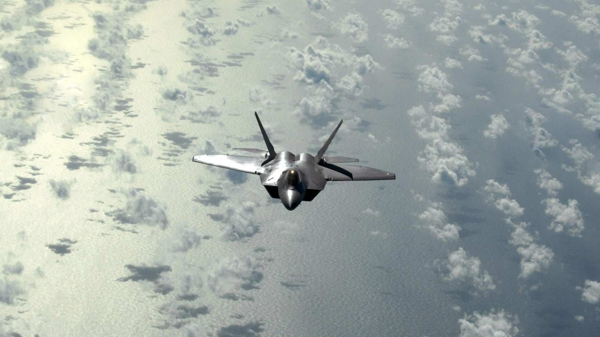 王嘉男再夺冠军跳远锦标赛,王嘉男东京奥运会跳远成绩